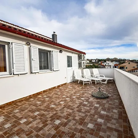 Joso Apartment Rtina