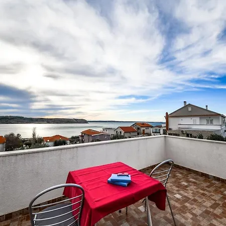 Joso Apartment Rtina