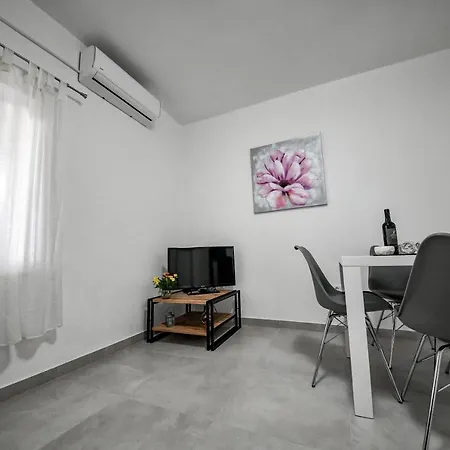 Joso Apartment *